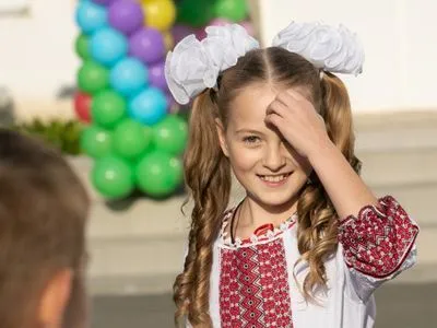 Полтысячи украинских школ подали заявки на проведение языковых лагерей GoCamp