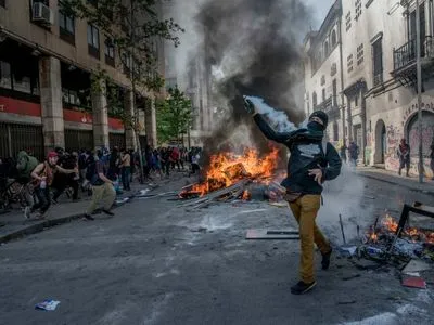 Массовые беспорядки в Чили: число погибших возросло до 13 человек