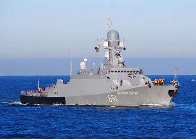 Ракетные корабли ВМС РФ вошли в Азовское море