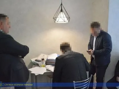 Експосадовців Київської ОДА викрили на махінаціях із державним майном на 230 млн грн