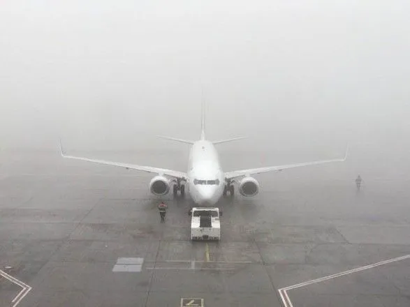 В аеропорту Одеси затримали три рейси через погодні умови