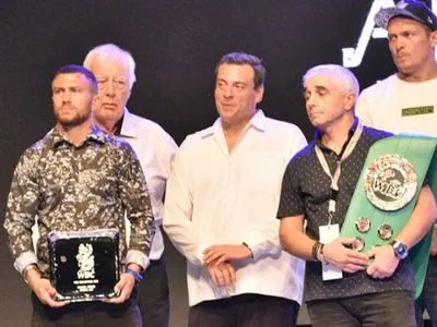 Ломаченко стал "франчайзинговым" чемпионом WBC