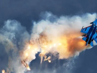 В анексованому Криму російська авіація провела навчання з бойовими стрільбами