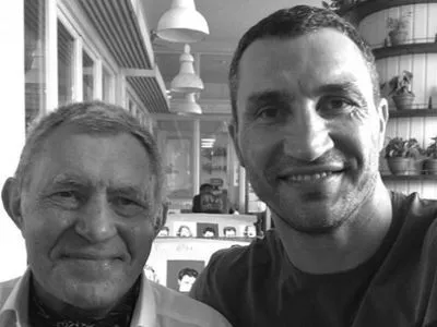 Владимир Кличко сообщил о смерти своего бывшего тренера