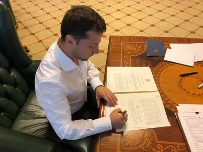 Зеленский уволил двух председателей РГА в Полтавской области
