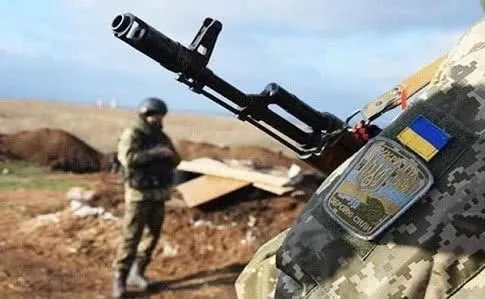 ООС: с начала суток боевики уже трижды обстреляли украинские позиции