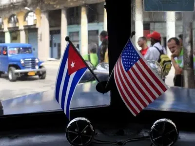 США припиняють польоти на Кубу
