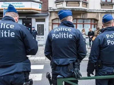 Полиция нашла 12 мигрантов в холодильной фуре в Бельгии