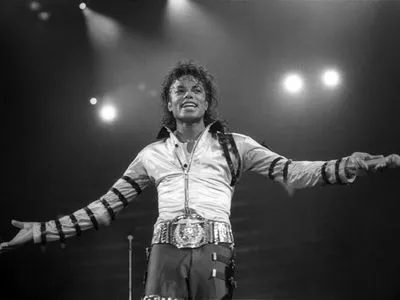 Майкл Джексон снова возглавил рейтинг самых высокооплачиваемых умерших знаменитостей