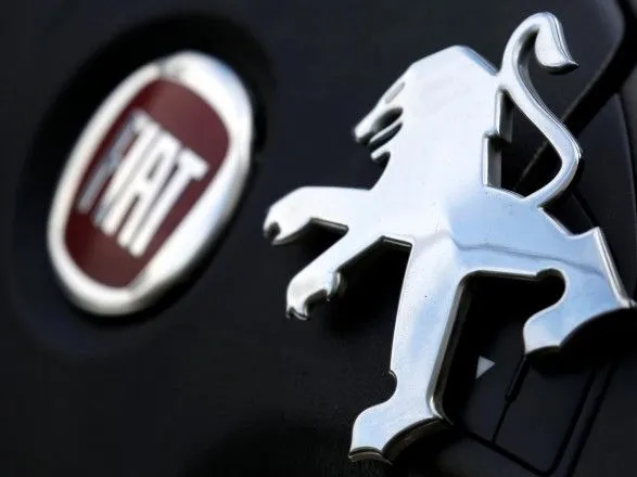 Автогіганти Fiat-Chrysler та Peugeot-Citroën-Opel погодилися на злиття компаній