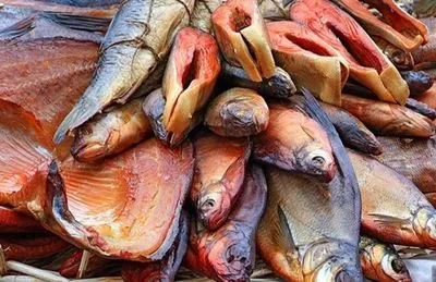 У супермаркеті Києва виявили рибу із токсинами ботулізму