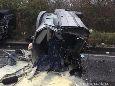 Из-за столкновения автомобилей в Киеве погиб человек, еще пятеро травмированы