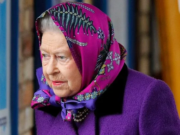 Королева Єлизавета II відмовилась від натурального хутра