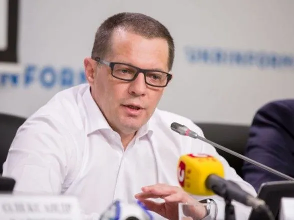 Сущенко выступил в Раде с докладом о безопасности журналистов