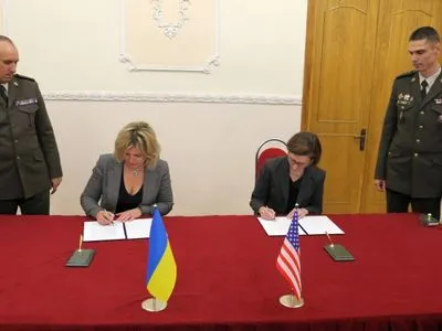 Украина и США подписали протокол относительно оборонного сотрудничества