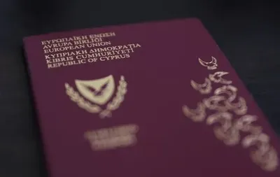 Кіпр прийняв рішення позбавити 26 осіб "золотих паспортів"