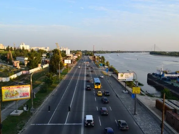 В Киеве изменились правила дорожного движения в десяти перекрестках