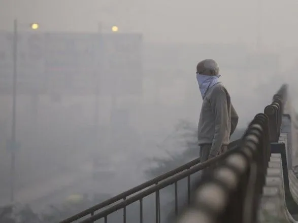 В Індії знову закривають школи через забруднення повітря