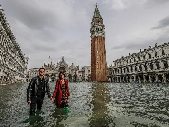 Одно из худших наводнений в истории: 82% островной Венеции оказались под водой