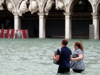 В Венеции введен режим чрезвычайной ситуации