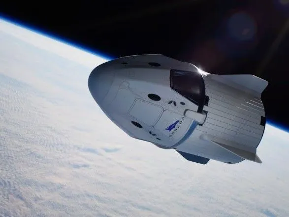 SpaceX провела наземні випробування пасажирського корабля Crew Dragon