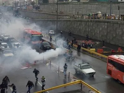 Протесты в Иране: число погибших возросло до 25 человек