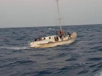 Украинцы на яхте пытались переправить в Италию более 70 нелегалов