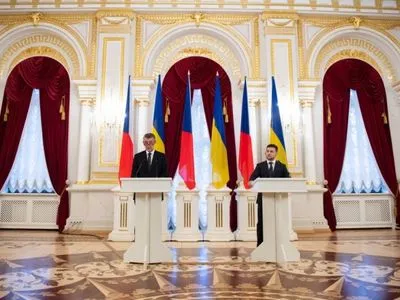 Зеленський розраховує на збільшення обсягу чеських інвестицій в Україну
