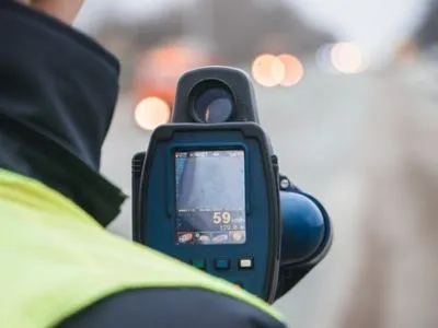 Водіїв попередили про збільшення кількості радарів TruCAM на українських дорогах
