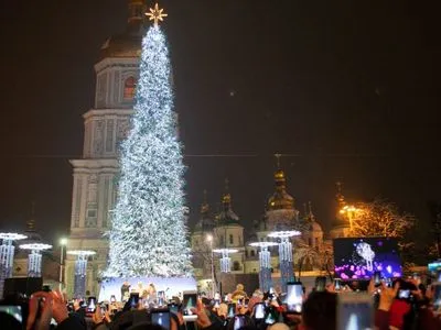 Новорічні та різдвяні свята обійдуться Києву в понад 9 млн гривень