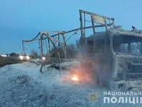 В Полтавской области во время движения фура сгорела дотла