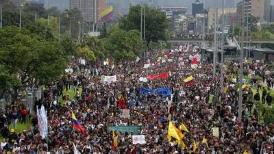 В Колумбии во время забастовки пострадали 36 человек