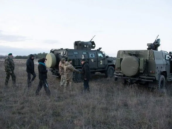 В Україні випробували бронеатомобілі "Козак-2М1" та "Варта-Новатор"