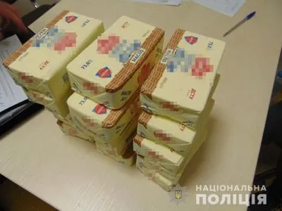 В Киеве женщина украла масла из супермаркета на 1,5 тыс. гривен