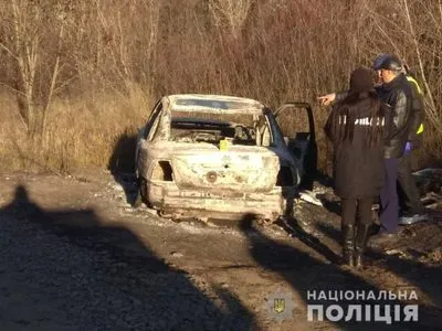 Замах на вбивство у Харкові: авто підозрюваних знайшли спаленим