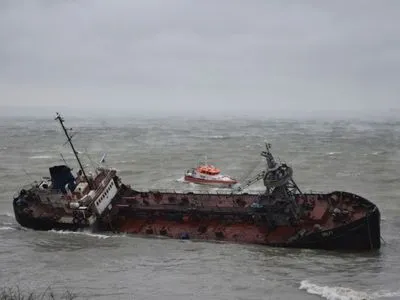 Из-за аварии танкера у берегов Одессы открыли уголовное производство