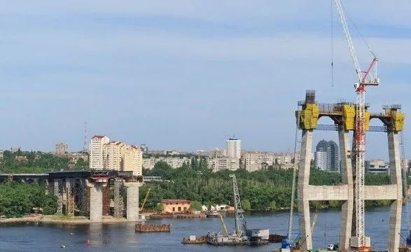 Гончарук: объявлен международный тендер на строительство моста в Запорожье