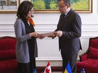 МИД приняло верительные грамоты от нового посла Канады в Украине