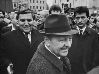 В Чехии возбудили уголовные дела против лидеров бывшей Чехословакии