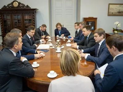 Зеленский провел переговоры с премьером Эстонии