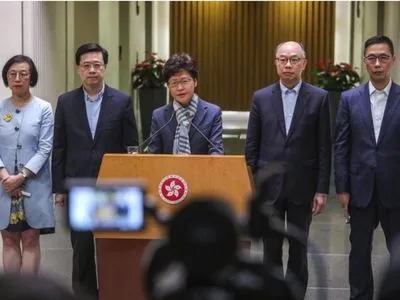 Глава Гонконгу виключила поступки демонстрантам