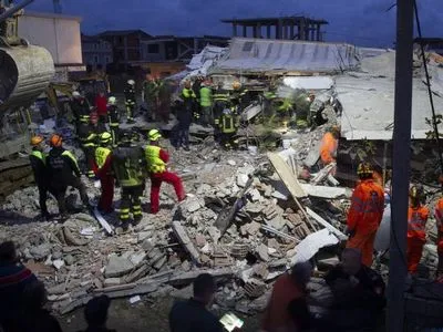 Кількість загиблих в результаті землетрусу в Албанії зросла до 35
