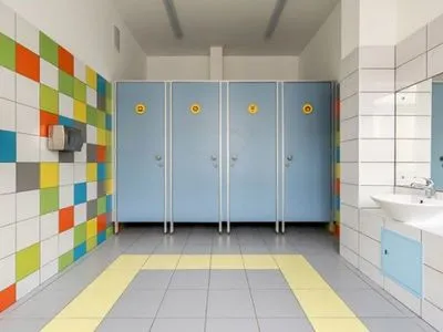 Кабмин выделил более 44 млн грн на обустройство теплых туалетов в школах
