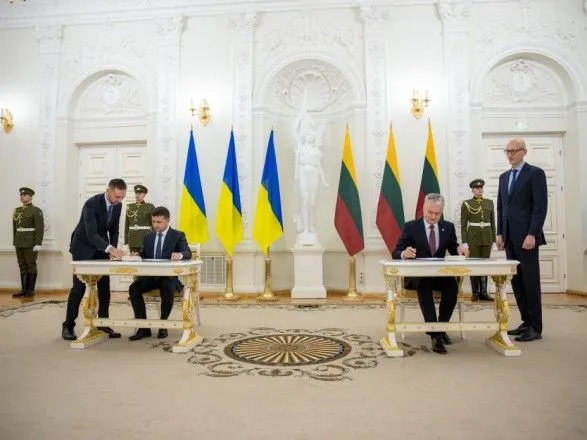 Україна і Литва підписали низку документів: оприлюднено перелік