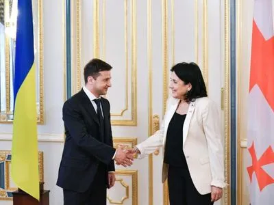 Президент Грузии отложила визит в Украину: стала известна причина