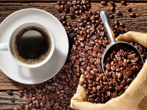 Світові ціни на каву різко зросли на тлі сповільнення виробництва