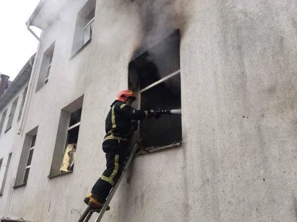 В Киеве в одном из медицинских институтов произошел пожар