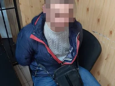 В Днепропетровской области водитель напал на полицейского