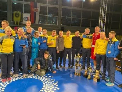 Украинские боксеры завоевали 11 наград на турнире в Сербии