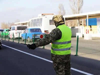 Ситуация на КПВВ на Донбассе: в очередях насчитали 230 автомобилей